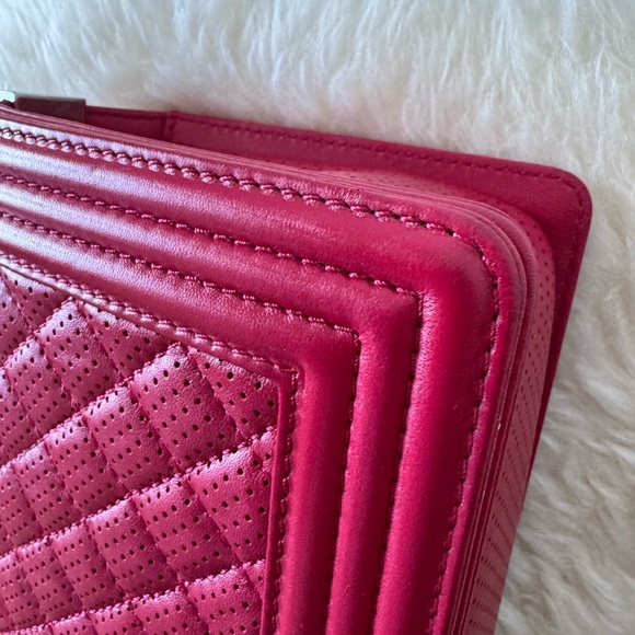 ❌SOLD❌ CHANEL *Limited Edition* Perforated Medium Boy Bag with Silver Hardware - Picture 6 of 17